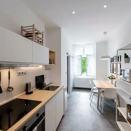 Apartment Slavikova 11 Prague Exterior photo